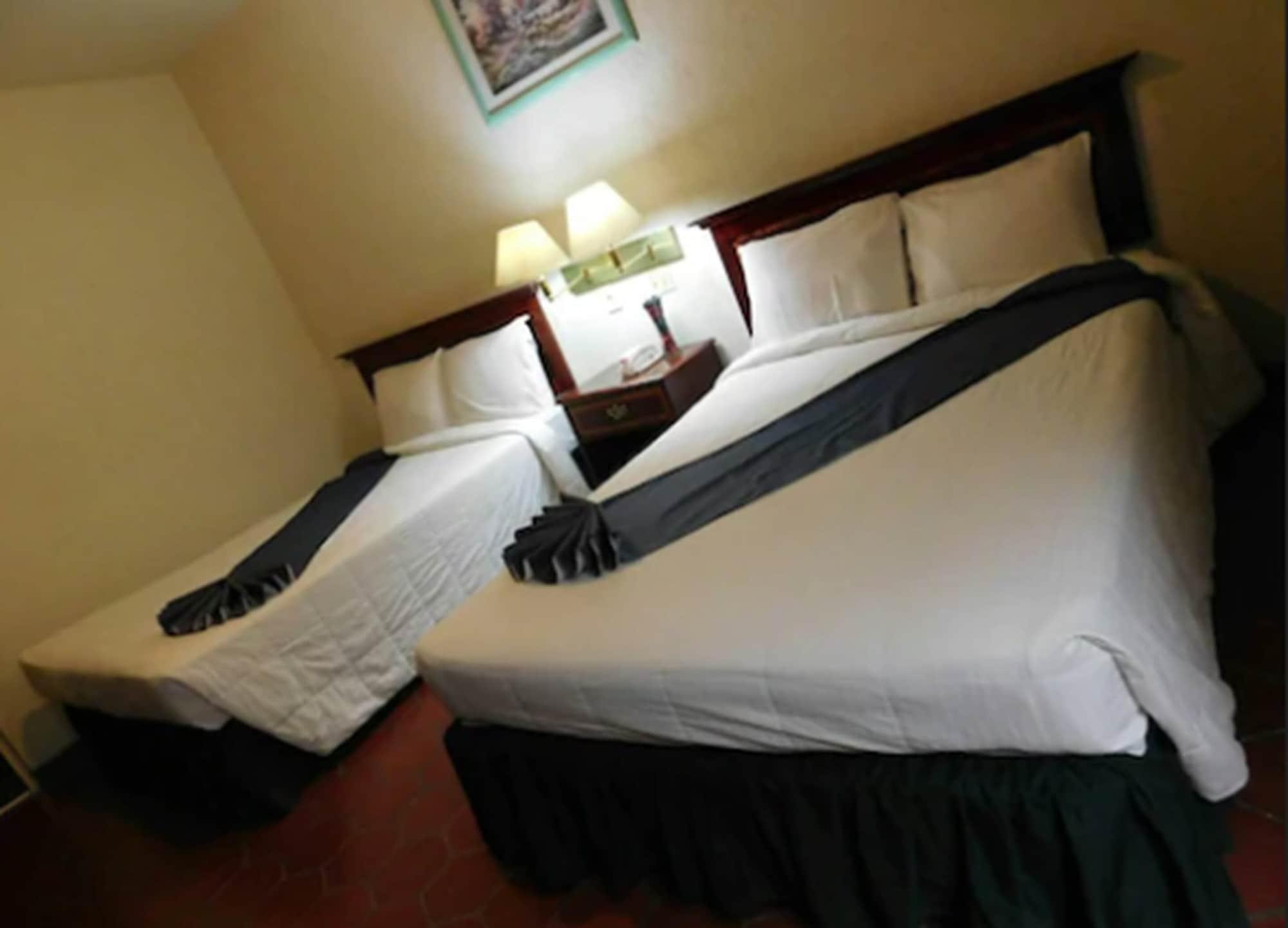 Hotel Urdinola Saltillo Zewnętrze zdjęcie